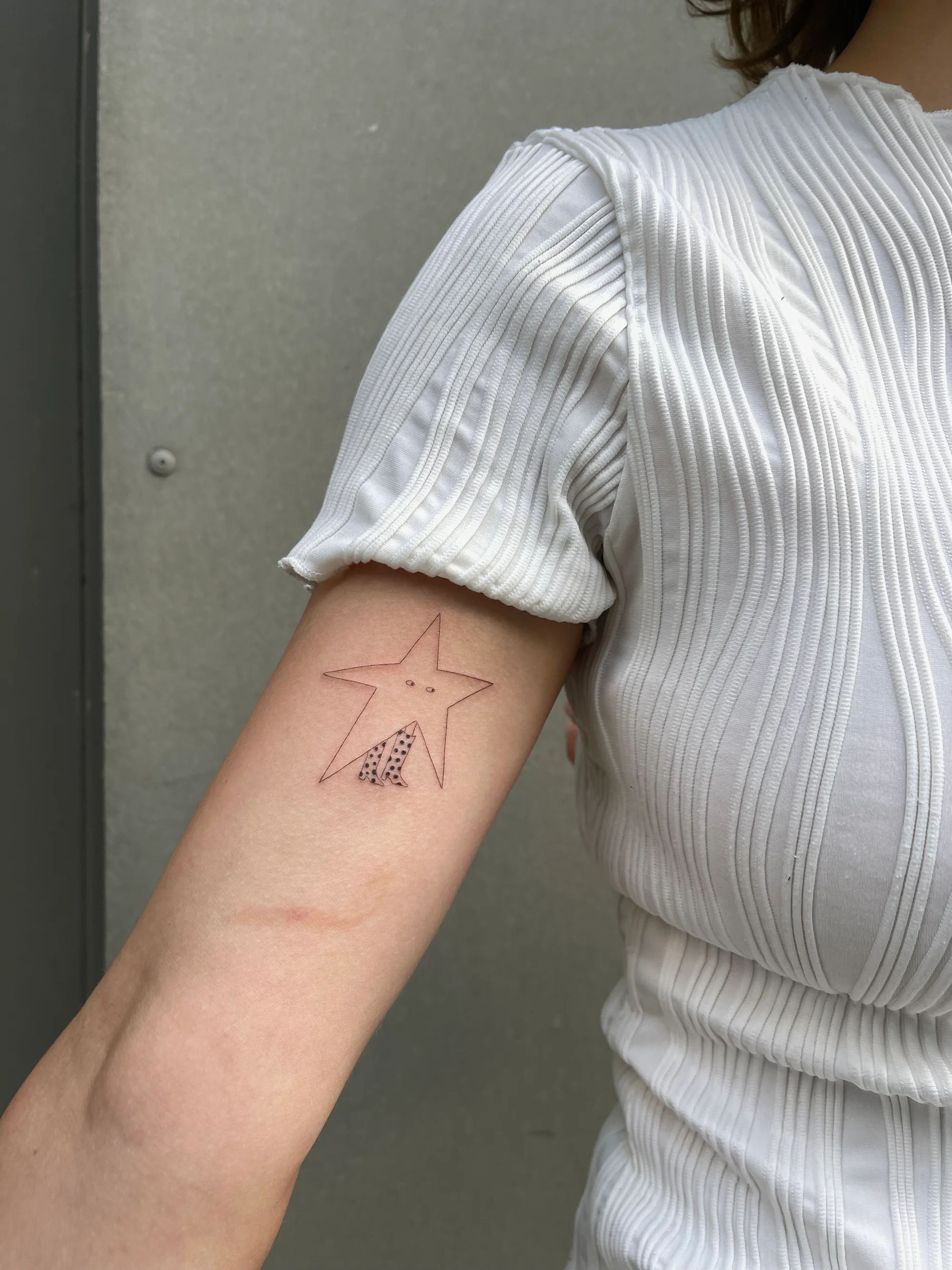 Anna portfolio star with shoes